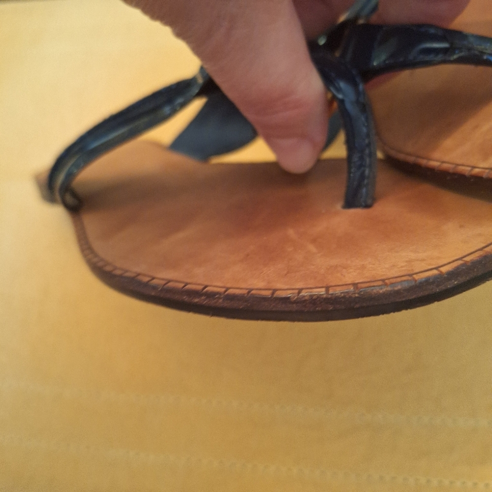 Lilly Pulitzer Leather Navy Made In Brazil Flip Flop Flat Sandals Sz 7 - Picture 11 of 14